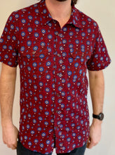 Load image into Gallery viewer, Poppin&#39; Short Sleeve Shirt

